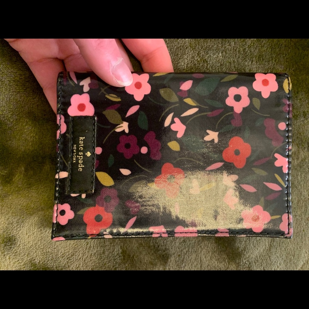 Kate spade passport holder